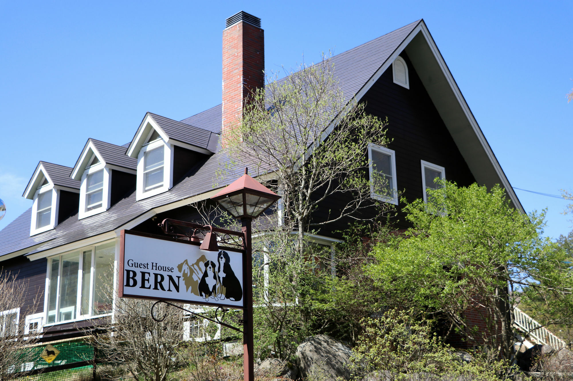 Guest House Bern Тино Экстерьер фото