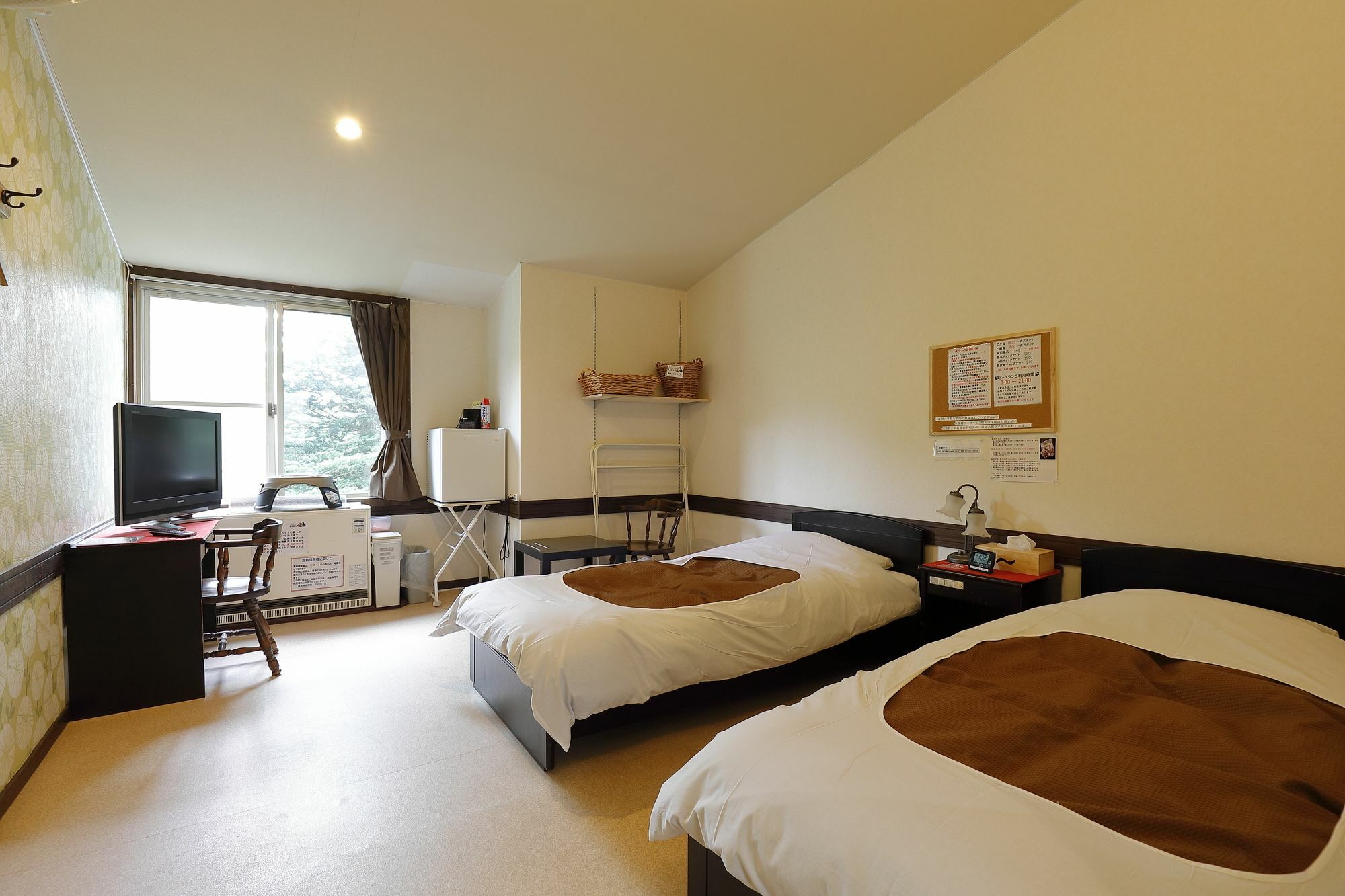 Guest House Bern Тино Экстерьер фото